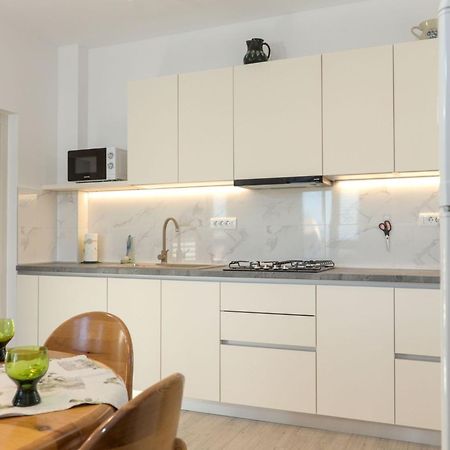 Apartment Bellevue - Pul331 By Interhome Pjescana Uvala Exteriör bild